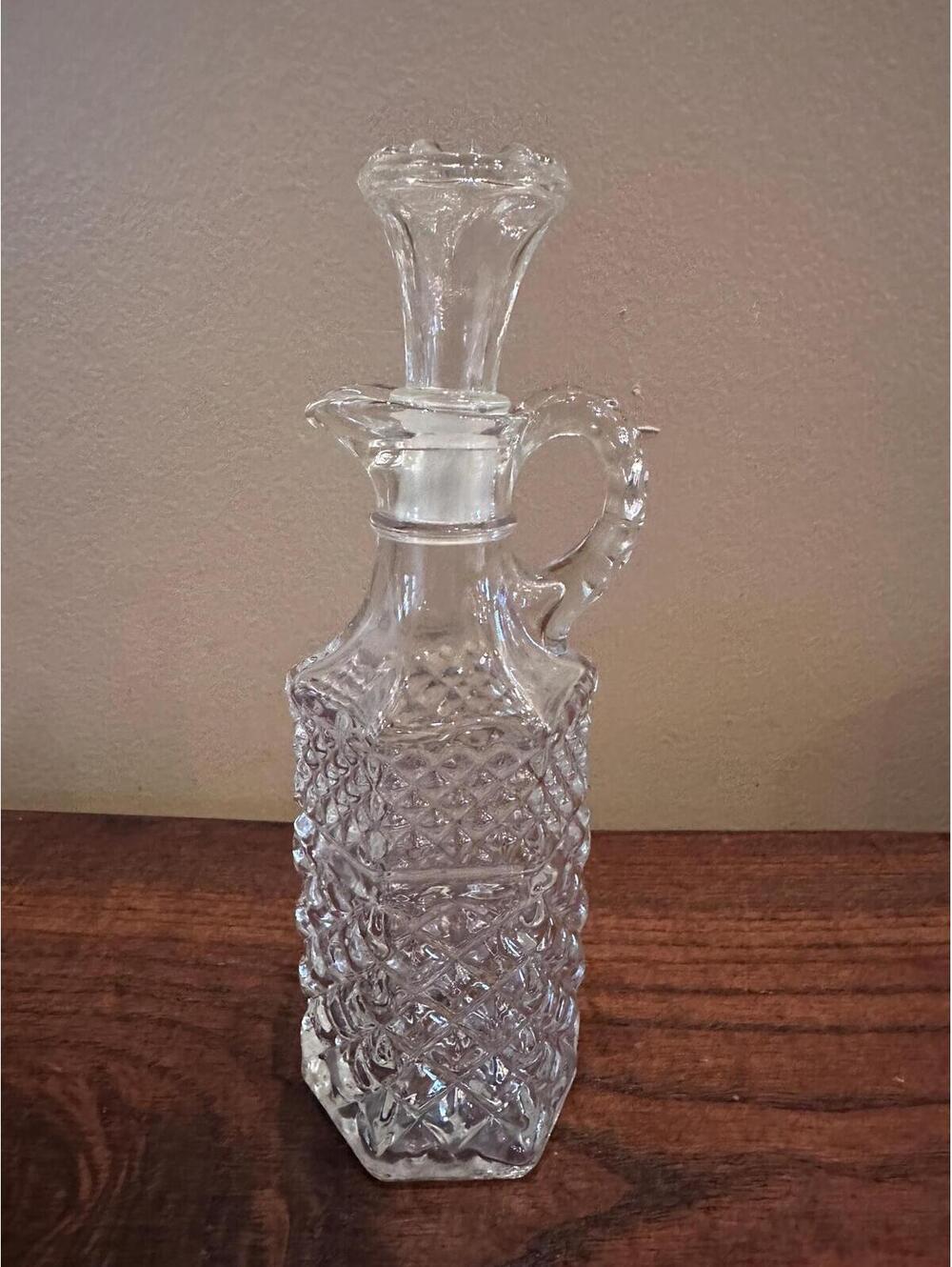 Anchor Hocking Wexford Glass Decanter Oil & Vinegar Cruet 7.5 in
